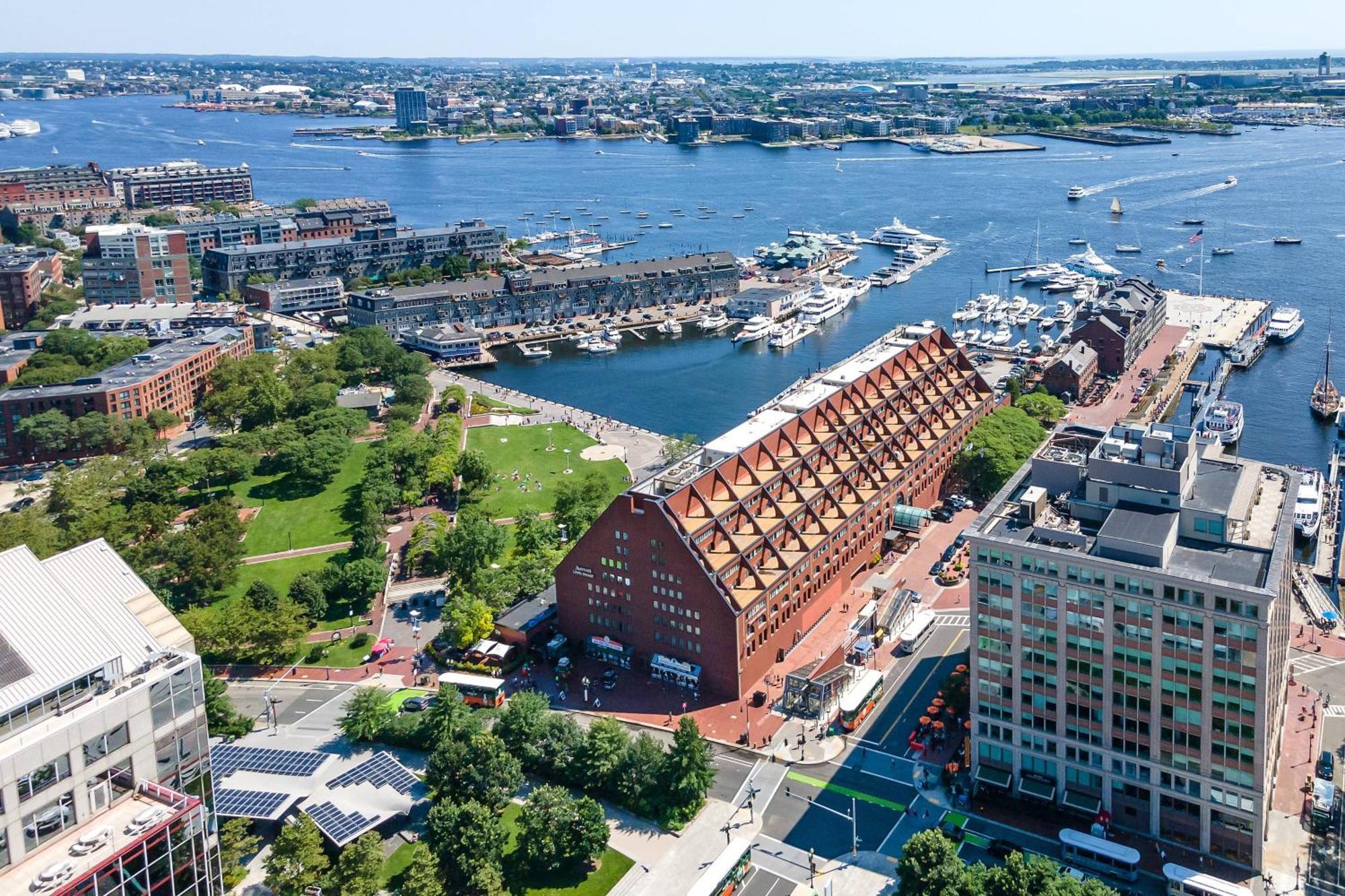 Отель Boston Marriott Long Wharf Экстерьер фото
